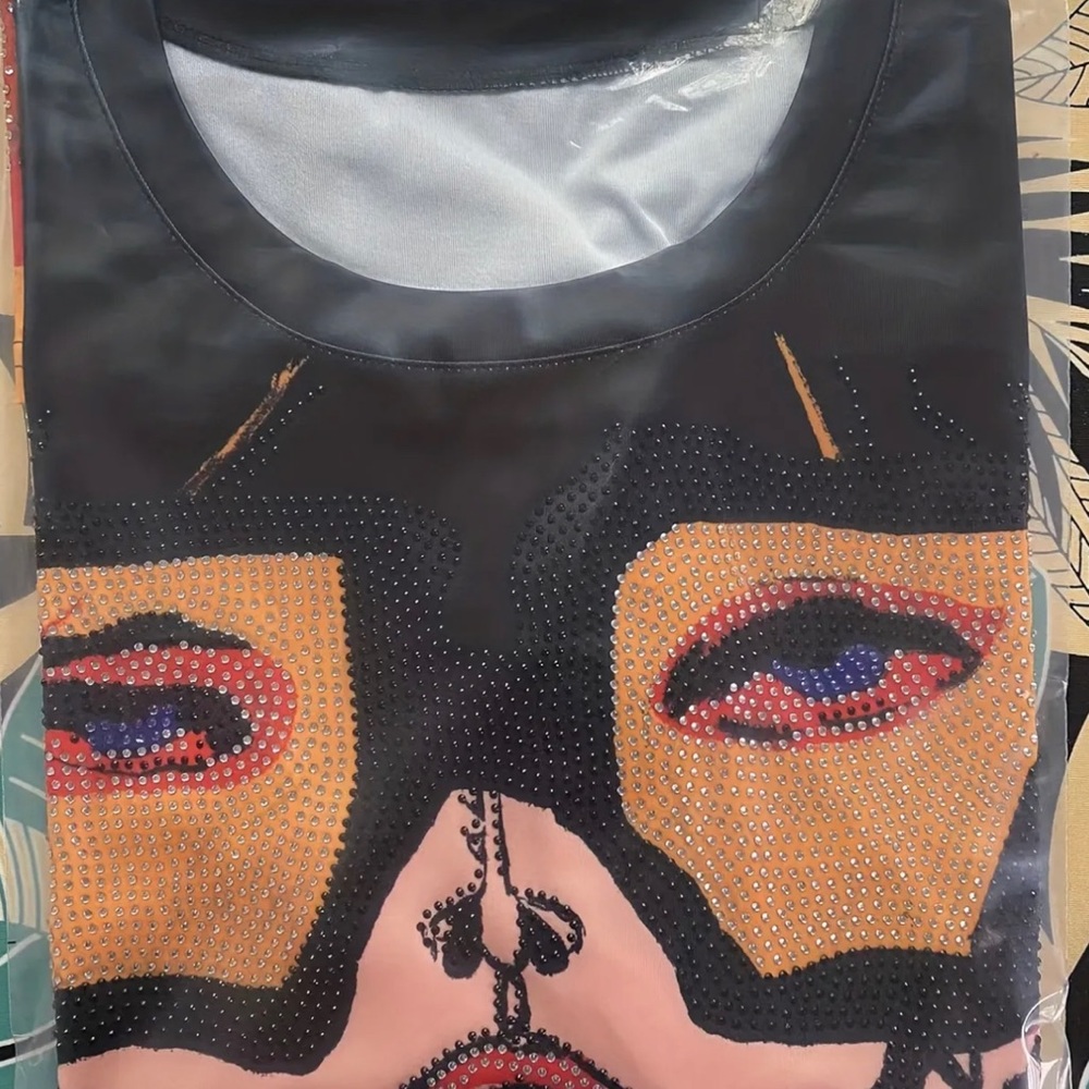 NEW Rhinestone Embellished top - size 1X - Picture 4 of 4
